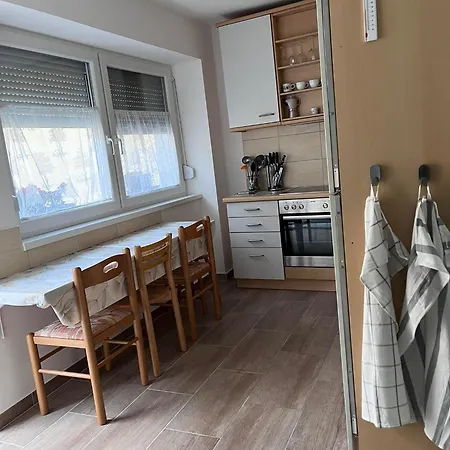 Ikervar-lak Apartament *